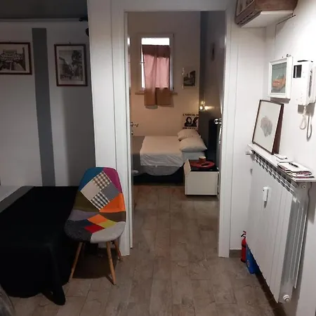 Retro Art House Lejlighed